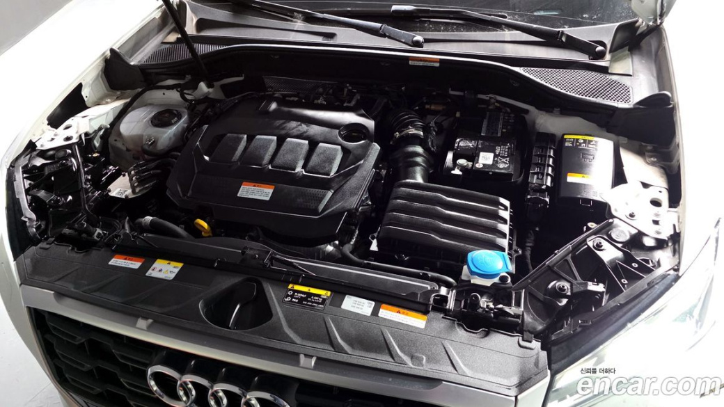 Audi Q2 35 TDI Premium, 2023