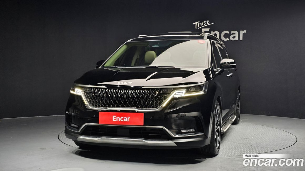 Kia Carnival 9-Seater Signature, 2022