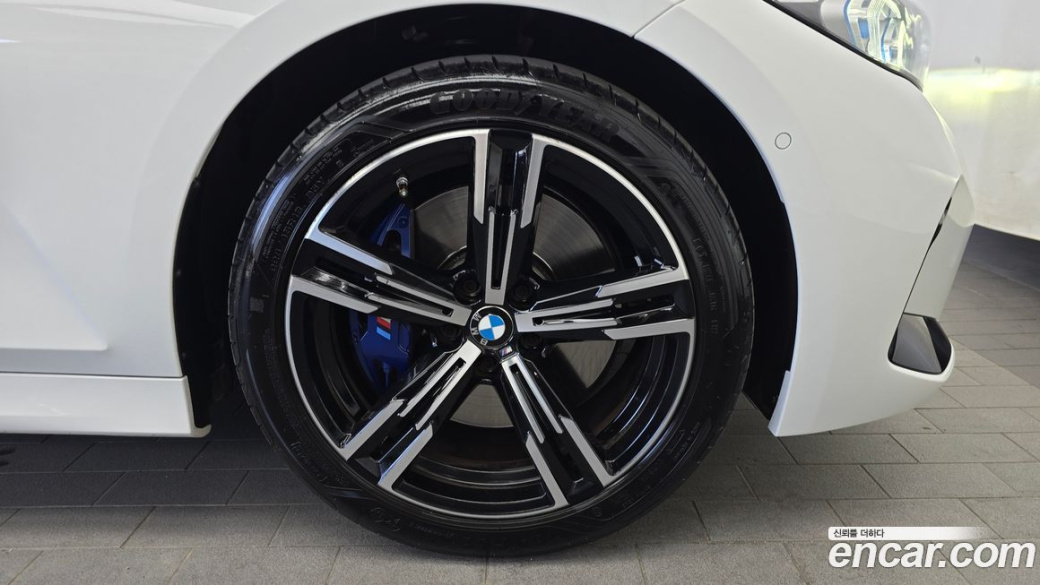 BMW 3-Series 320d xDrive M Sport, 2023