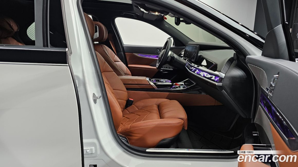 BMW 7-Series 740d xDrive M Sport, 2025