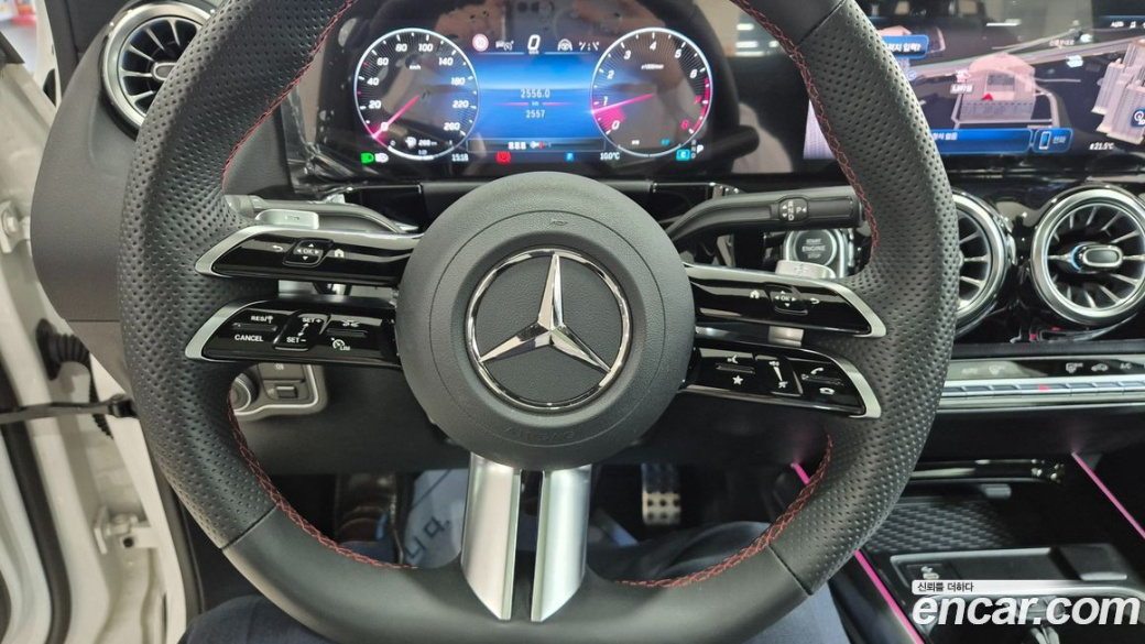Mercedes-Benz GLA-Class GLA250 4MATIC, 2026