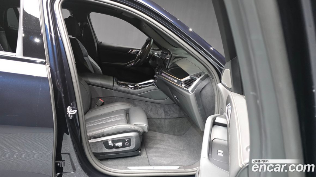 BMW X6 xDrive40d M Sport Pro, 2025