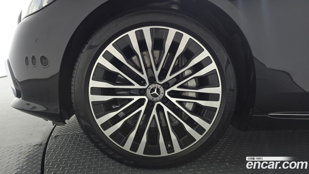 Mercedes-Benz S-Class S450L 4MATIC, 2023