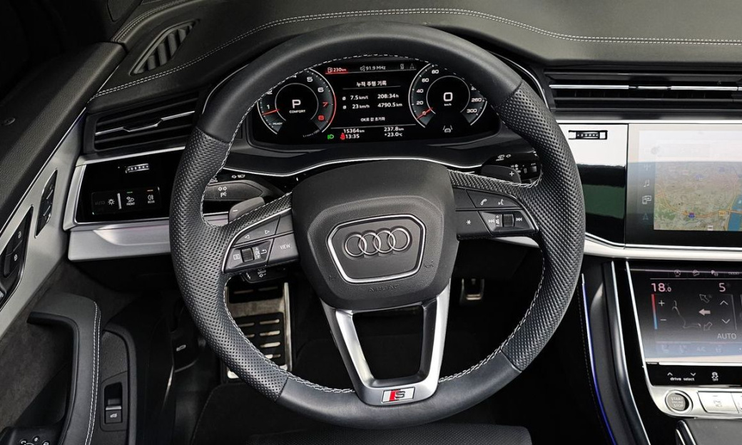 Audi Q7 55 TFSI Quattro Premium, 2022