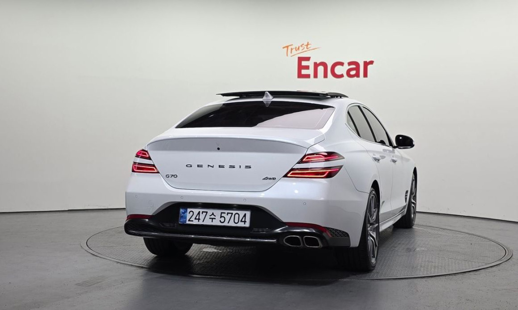 Genesis G70 Gasoline 2.0T 4WD, 2022