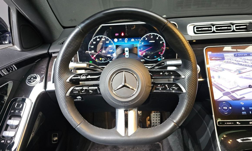 Mercedes-Benz S-Class S500L 4MATIC, 2024
