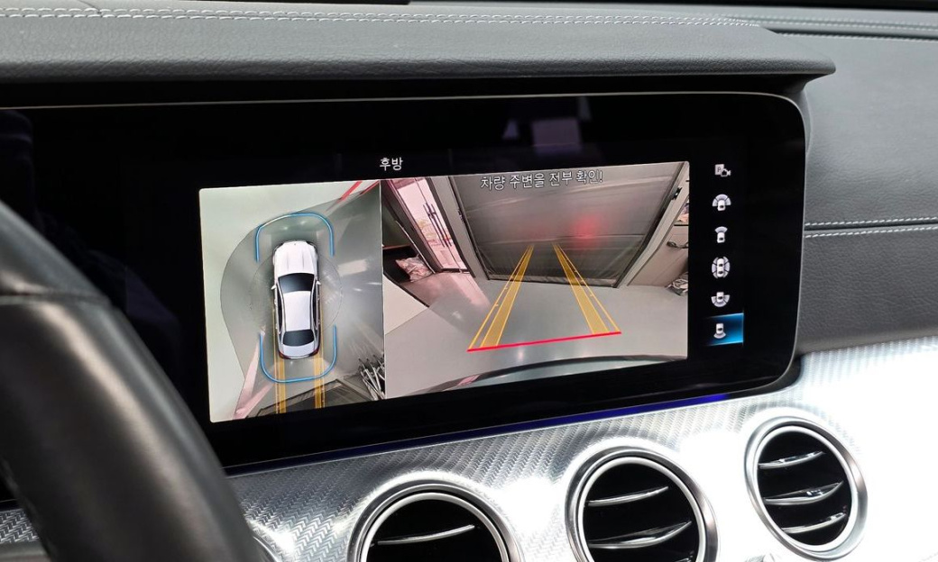 Mercedes-Benz E-Class E350 4MATIC Avantgarde, 2021