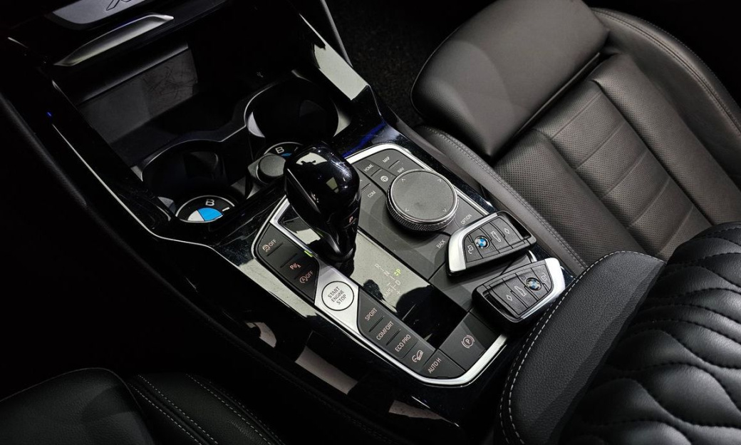 BMW X4 xDrive20i M Sport, 2022