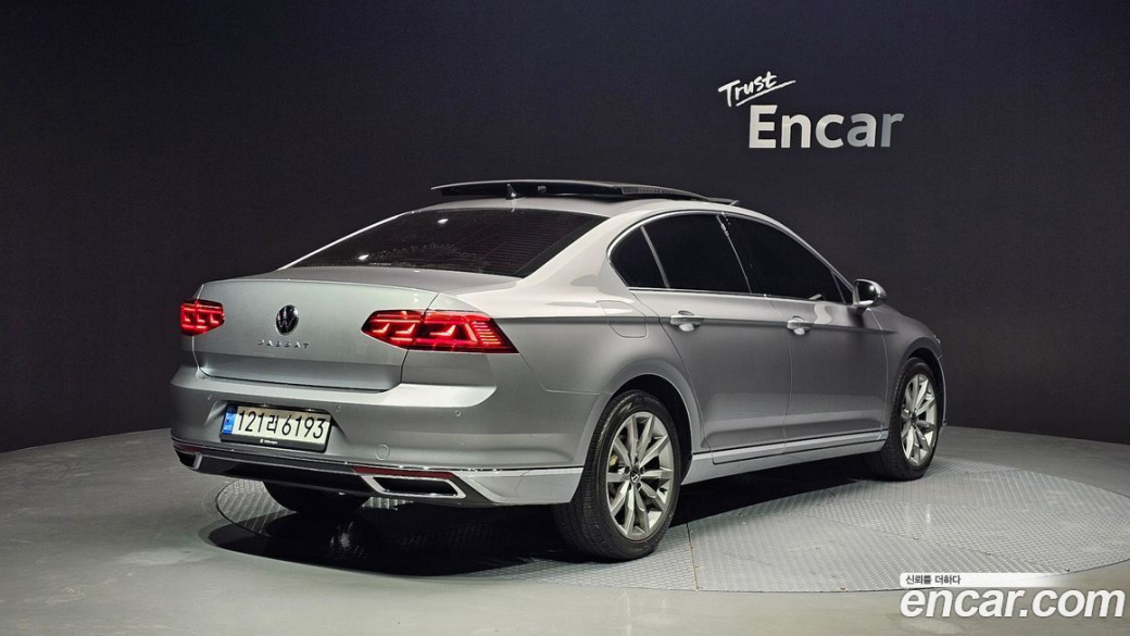 Volkswagen Passat 2.0 TDI Prestige, 2022