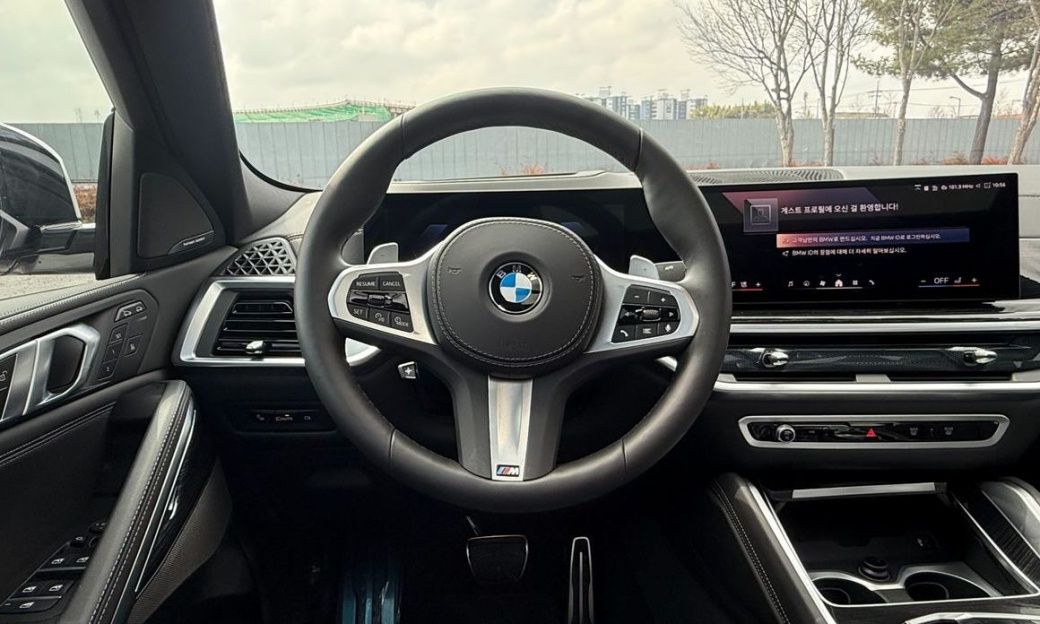 BMW X6 xDrive30d M Sport, 2024