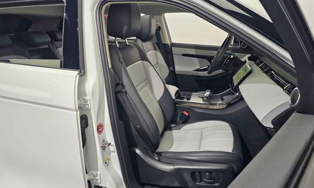 Land Rover Range Rover Evoque P250 Dynamic SE, 2025