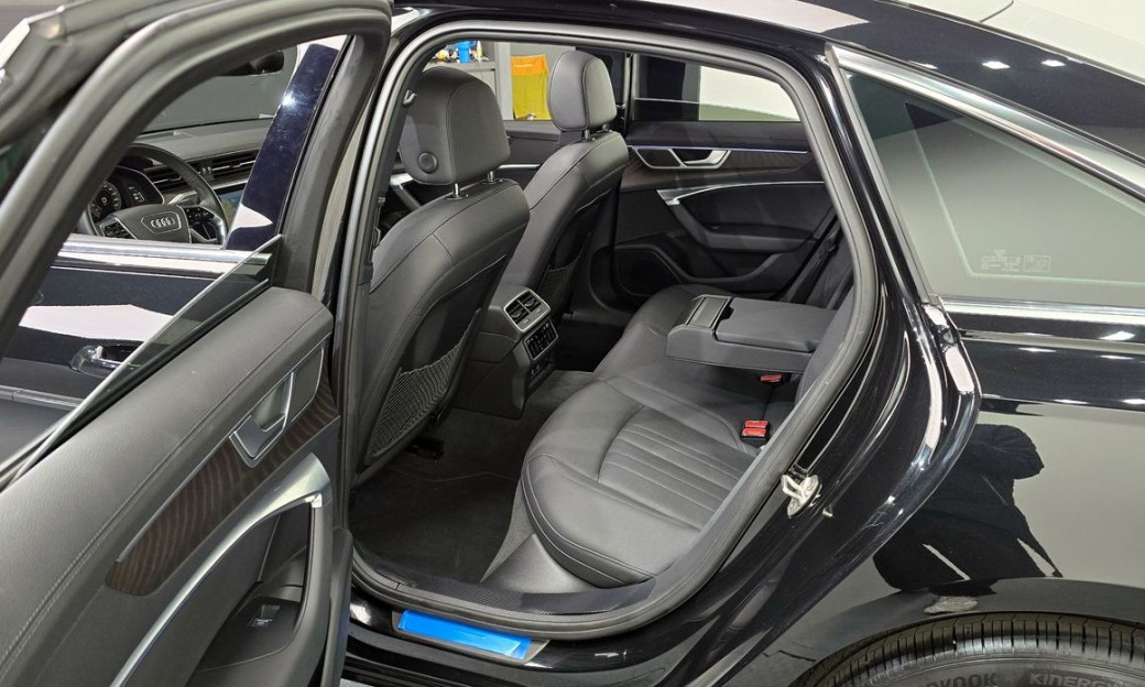 Audi A6 45 TFSI Premium, 2022