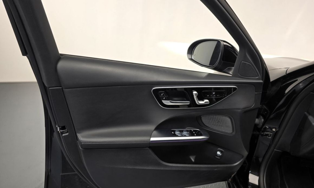 Mercedes-Benz C-Class C200 Coupe, 2023