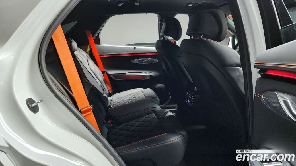 Genesis GV70 2.5T Gasoline 2WD, 2025