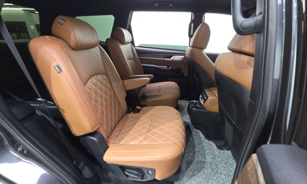 Kia Mohave Diesel 3.0 4WD 6-Seater, 2024
