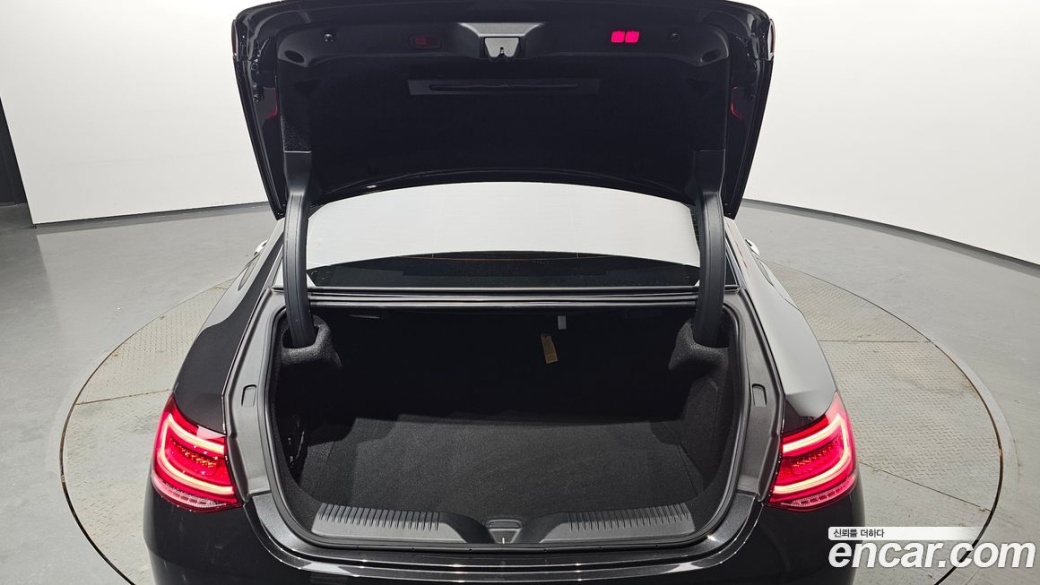 Mercedes-Benz CLS-Class CLS300d 4MATIC, 2022
