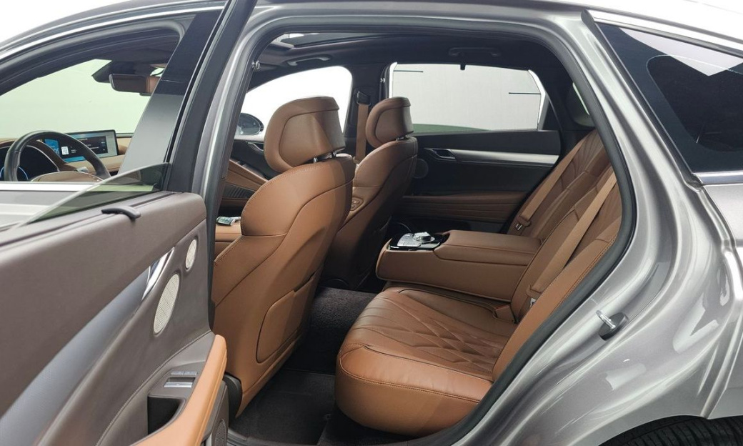Genesis G80 Gasoline 2.5 Turbo AWD, 2023