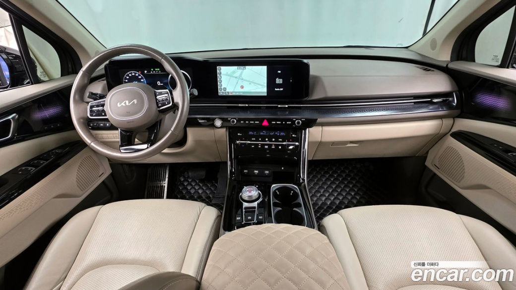 Kia Carnival 9-Seater Hi-Limousine, 2022
