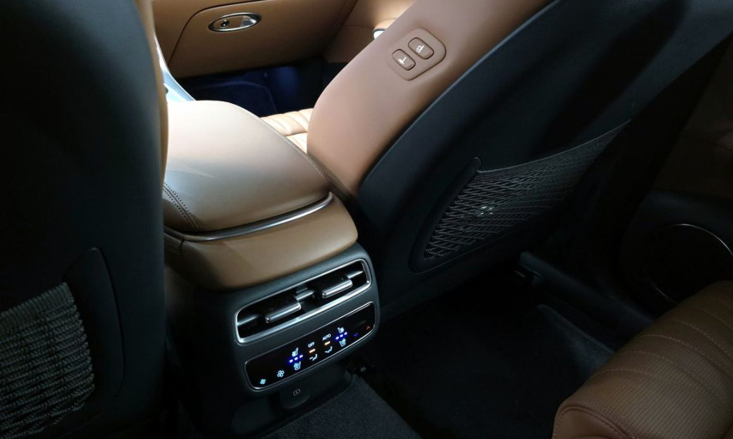 Genesis GV70 2.5T Gasoline AWD, 2025