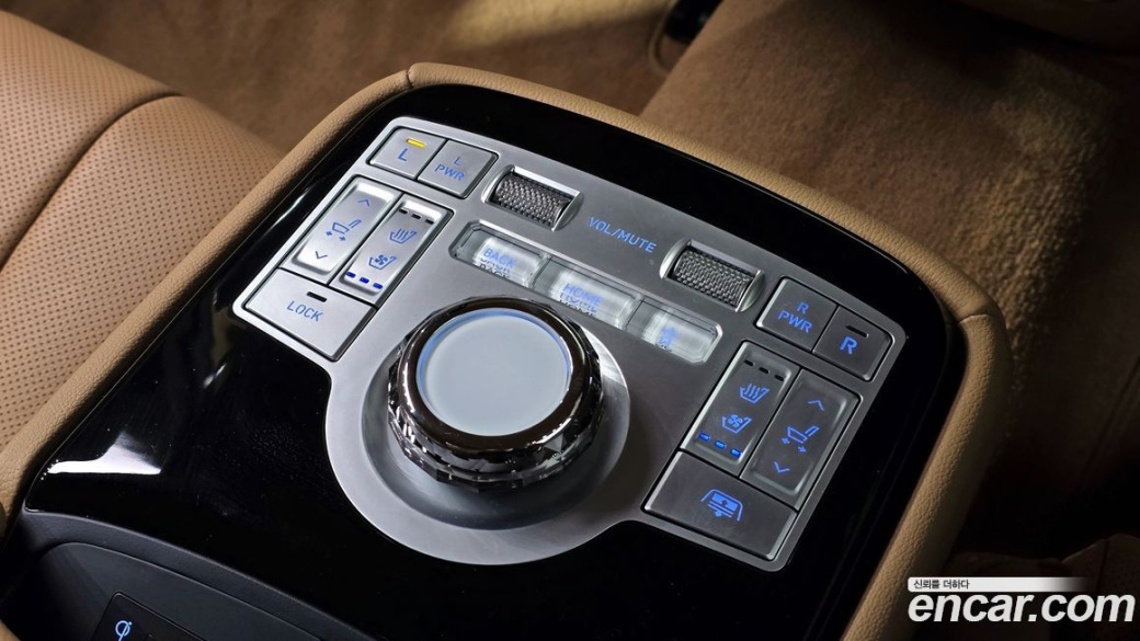 Genesis G80 Gasoline 2.5 Turbo AWD, 2025