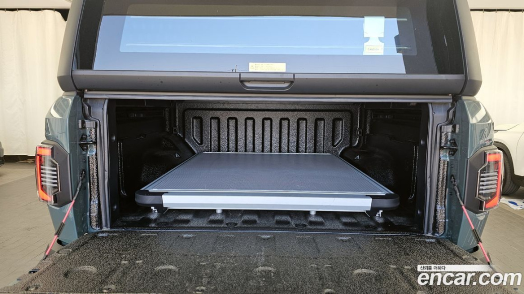 Kia Tasman 2.5T Gasoline 4WD, 2026