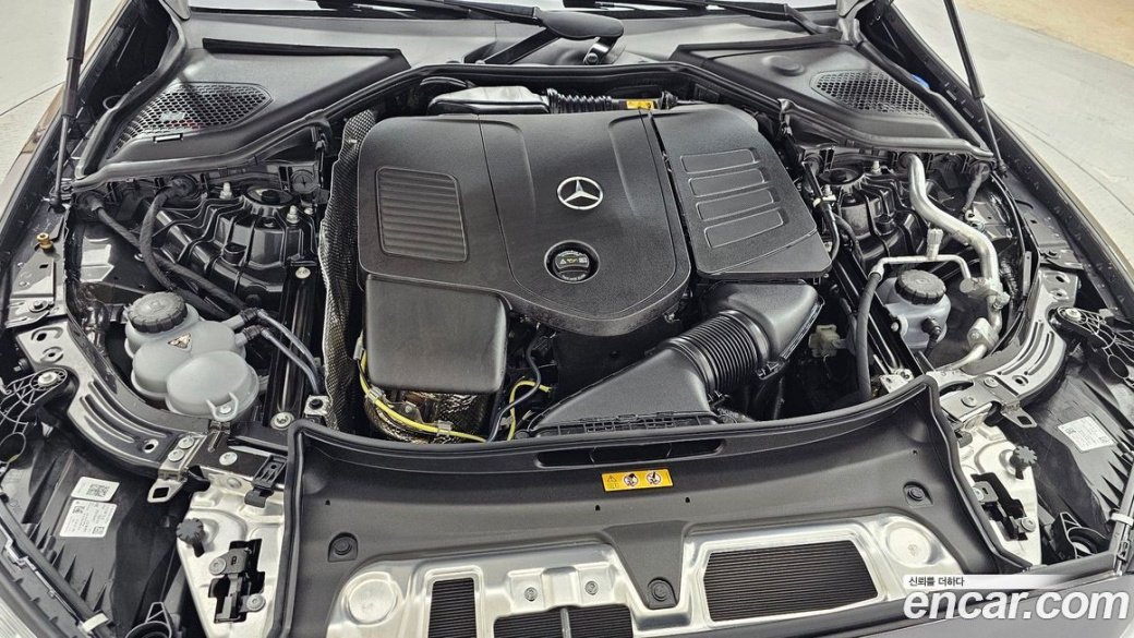 Mercedes-Benz E-Class E200 Avantgarde, 2025
