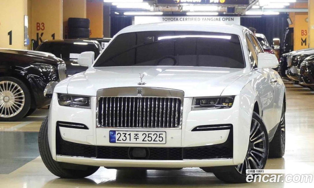 Rolls-Royce Ghost 6.7 V12, 2023