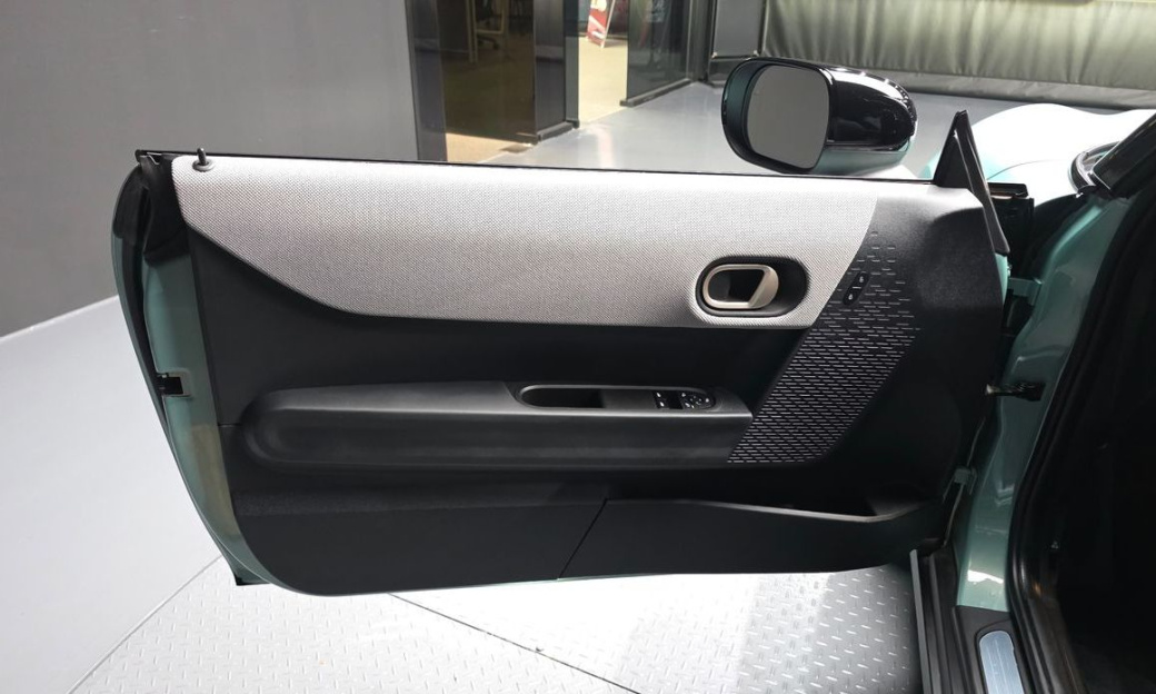 Mini Cooper Favoured, 2025