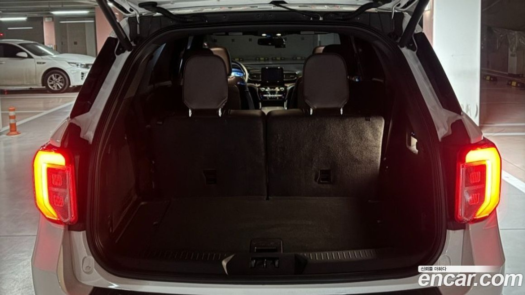 Ford Explorer 3.0 Platinum 4WD, 2022
