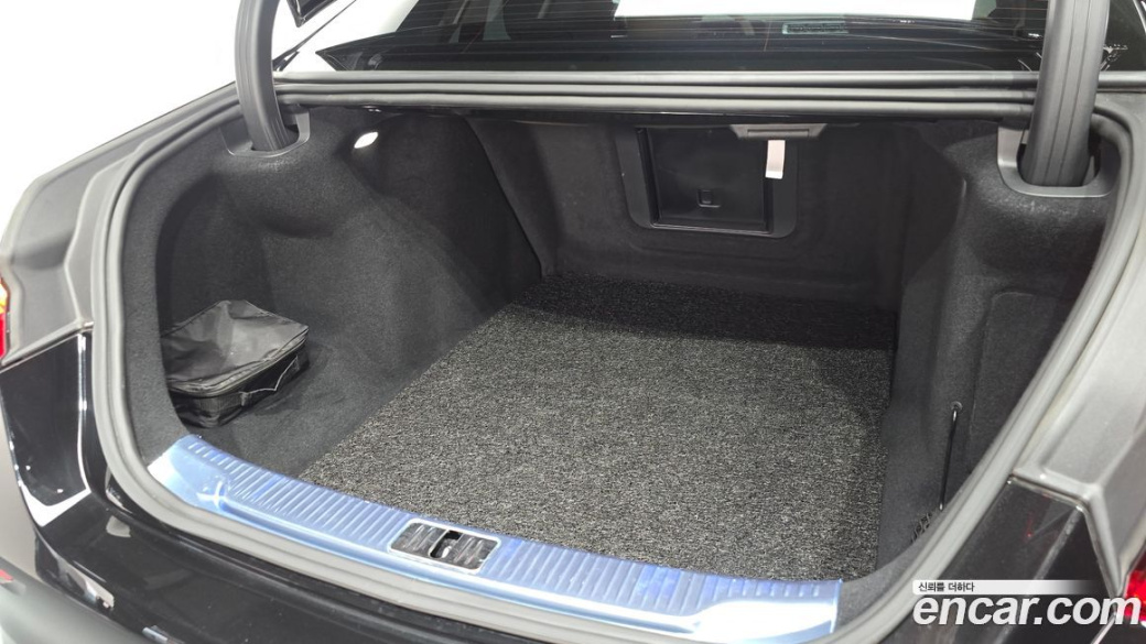 Mercedes-Benz S-Class S350 d, 2022