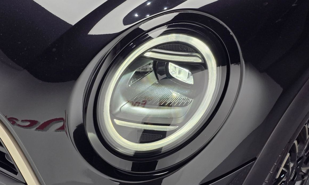 Mini Cooper Favoured, 2025