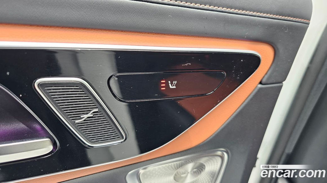 Mercedes-Benz GLC-Class GLC300 4MATIC AMG Line, 2023