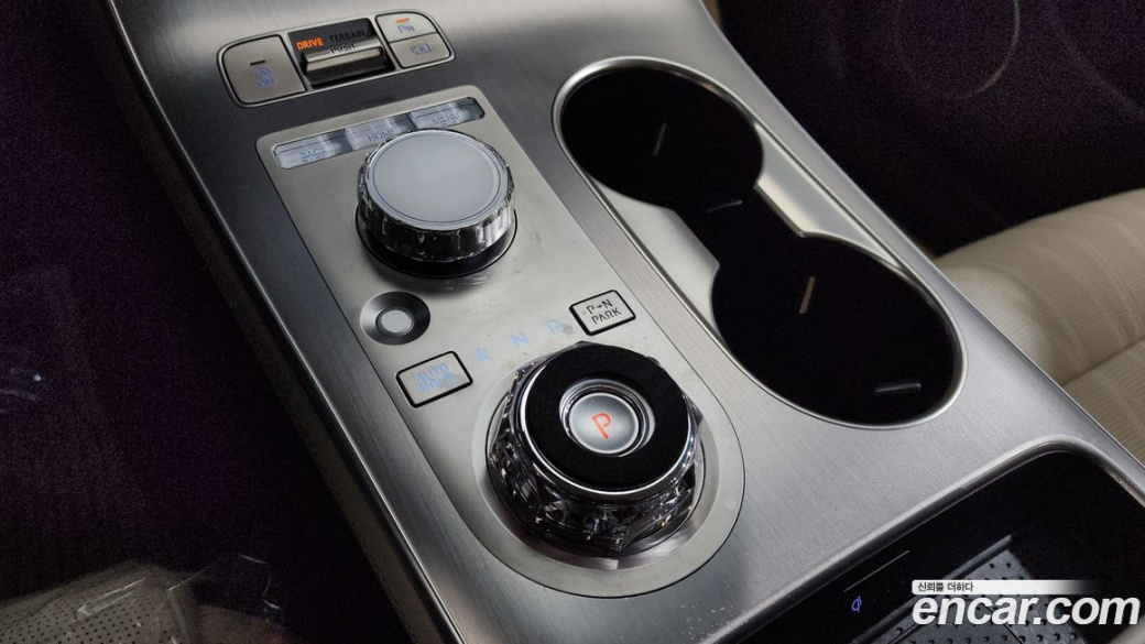Genesis GV70 2.5T Gasoline AWD, 2025