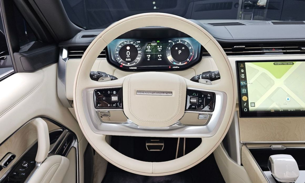 Land Rover Range Rover P615 SV LWB, 2025