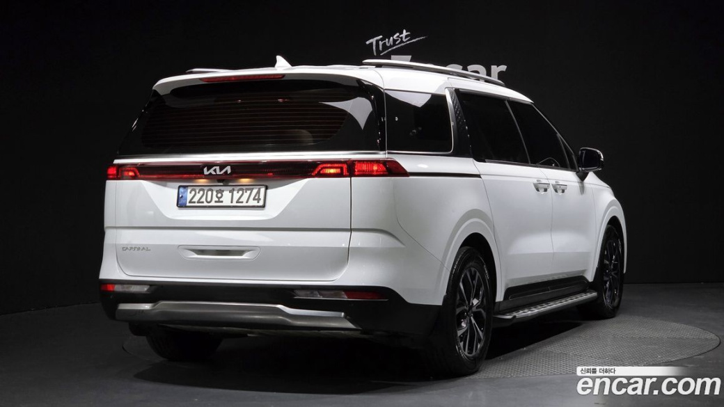 Kia Carnival 9-Seater Noblesse, 2023