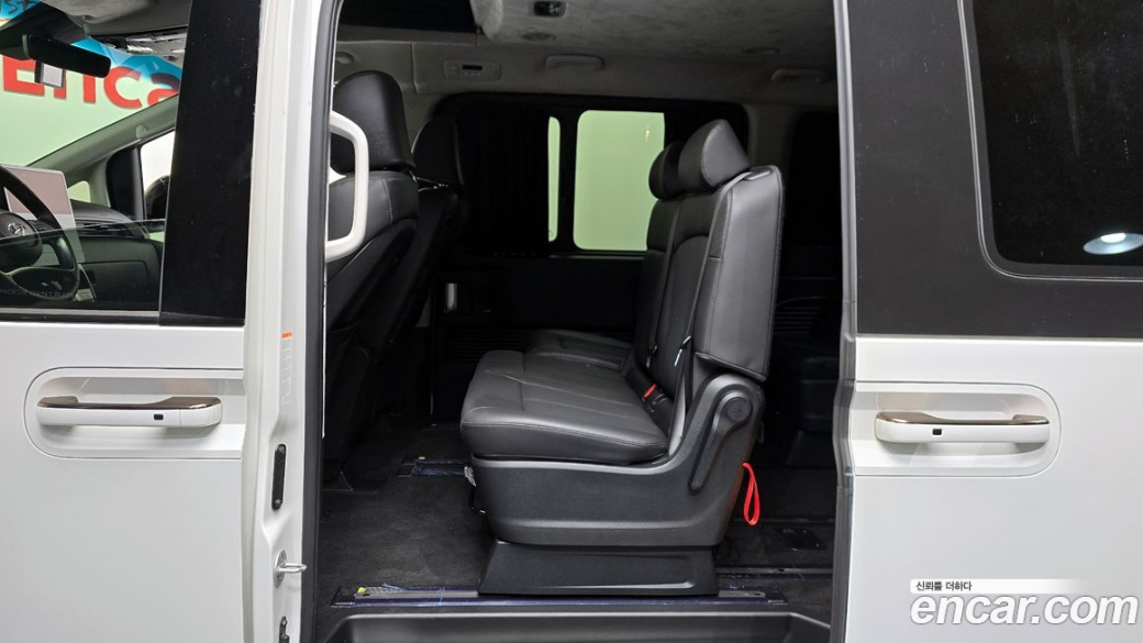 Hyundai Staria 4WD Camper, 2023