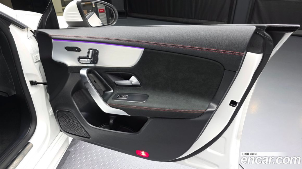 Mercedes-Benz CLA-Class CLA250 4MATIC, 2023