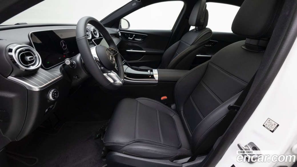Mercedes-Benz C-Class C200 4MATIC Avantgarde, 2025