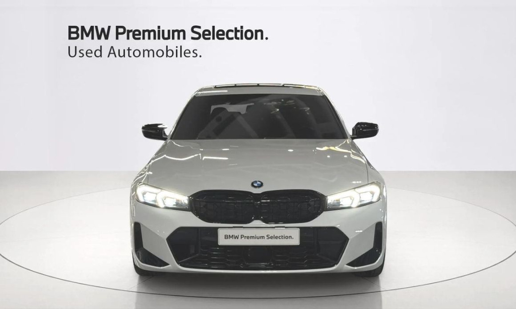 BMW 3-Series M340i Pro, 2025