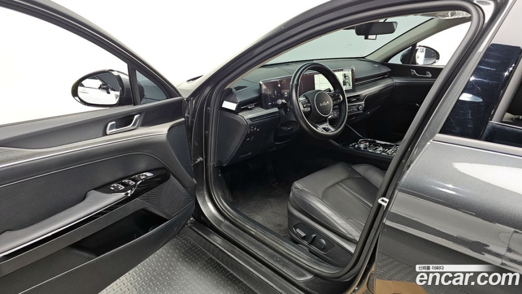 Kia K5 2.0, 2024