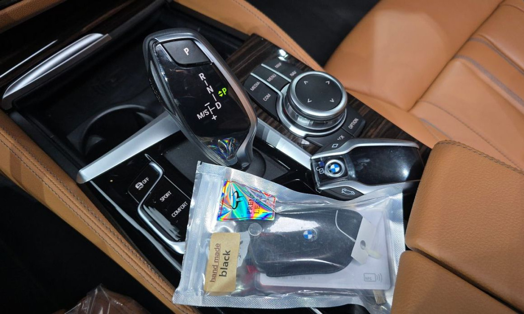 BMW 5-Series 520i M Sport, 2022