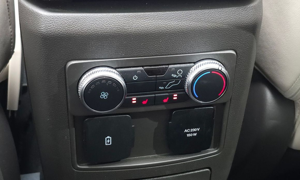 Ford Explorer 3.0 Platinum 4WD, 2022