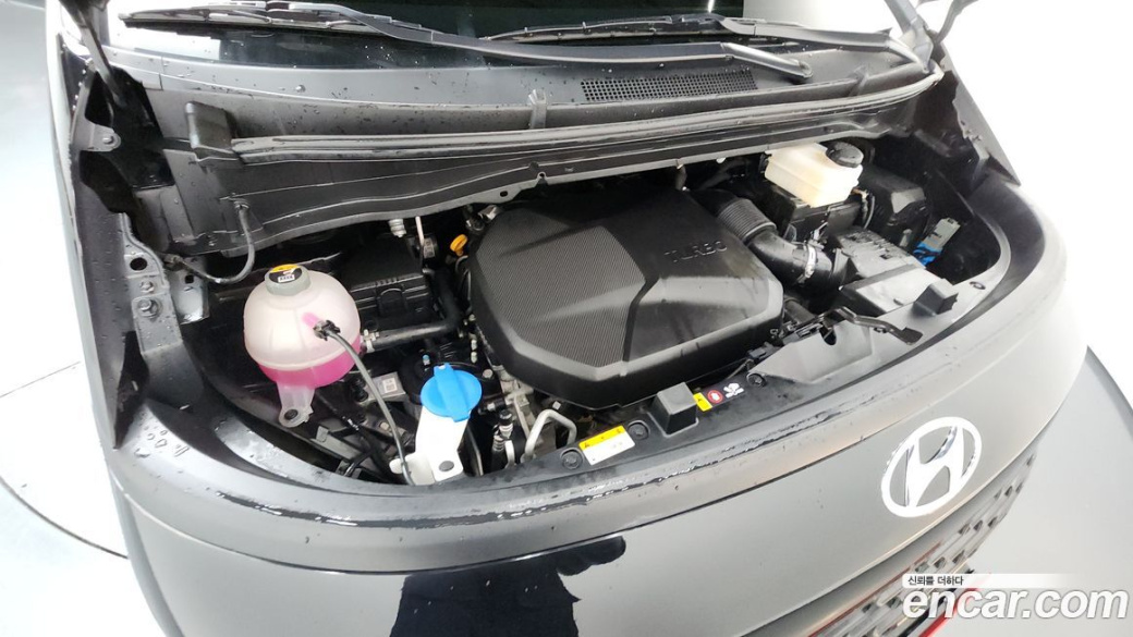 Hyundai Staria 4WD , 2023