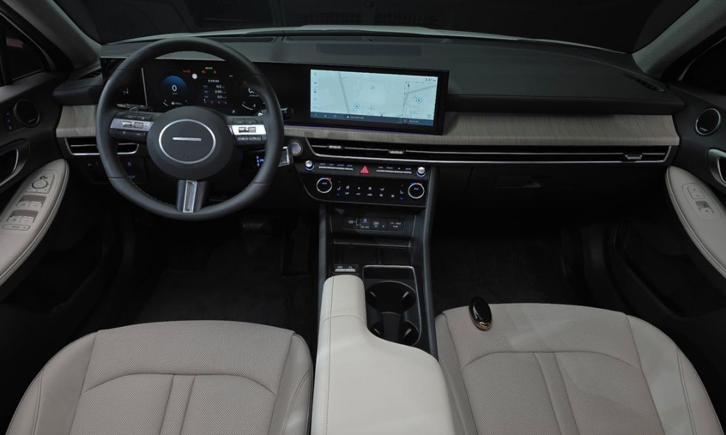 Hyundai Sonata 1.6 Turbo, 2024