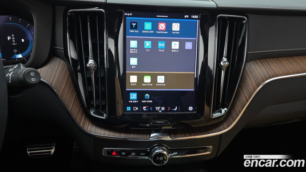 Volvo XC60 B5 Inscription, 2022