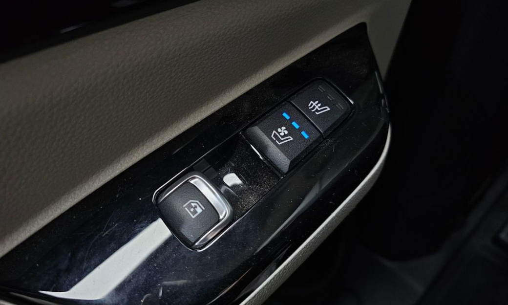 Kia Carnival 9-Seater Noblesse, 2022