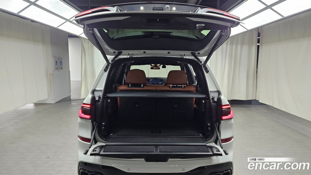BMW X7 M60i xDrive M sport 6STR, 2024