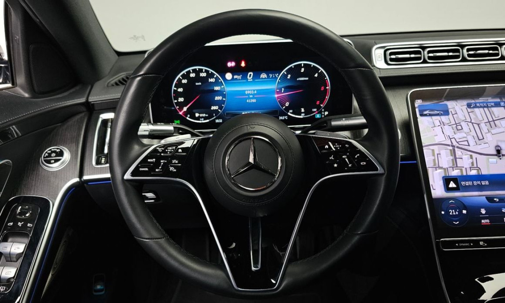 Mercedes-Benz S-Class S350 d, 2022