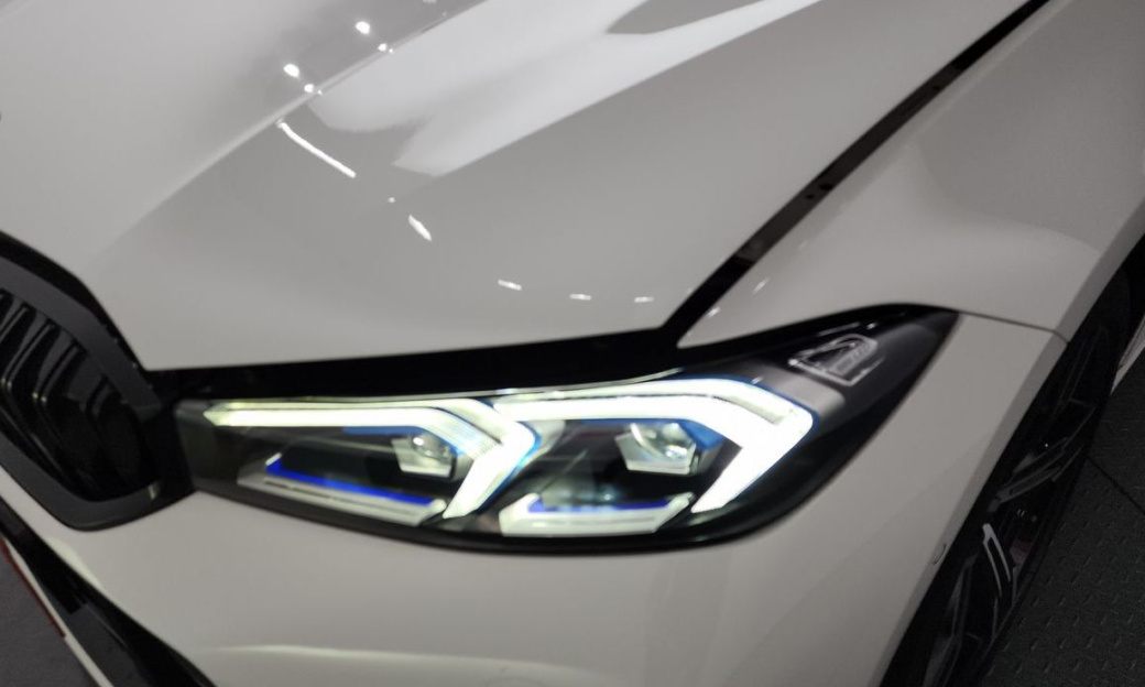 BMW 3-Series 320i M Sport, 2024