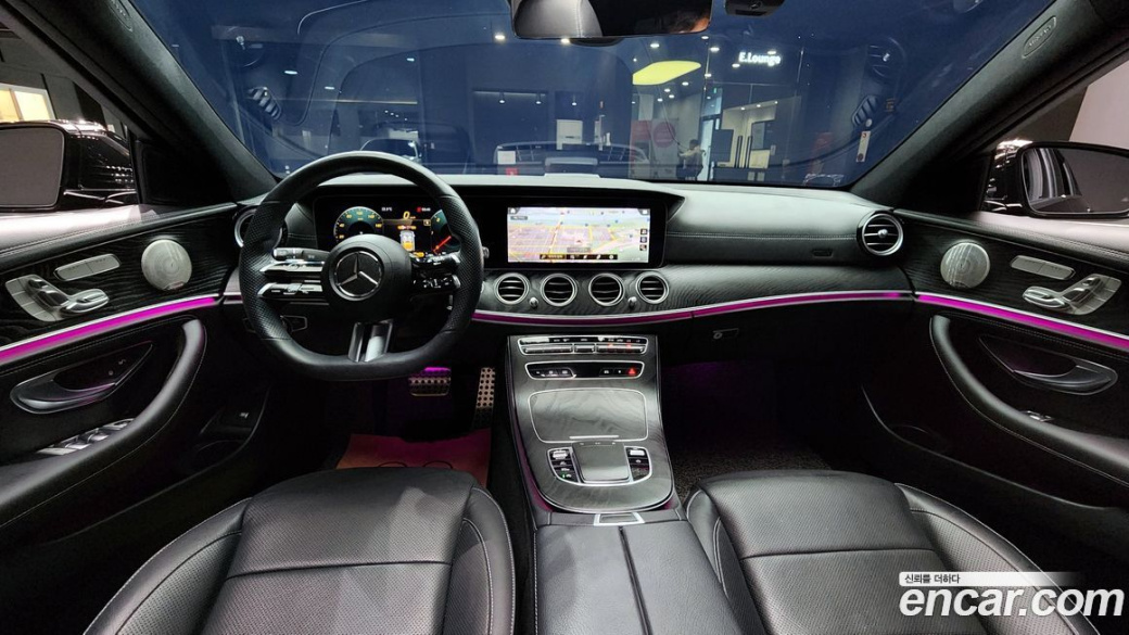 Mercedes-Benz E-Class E220d 4MATIC AMG Line, 2022